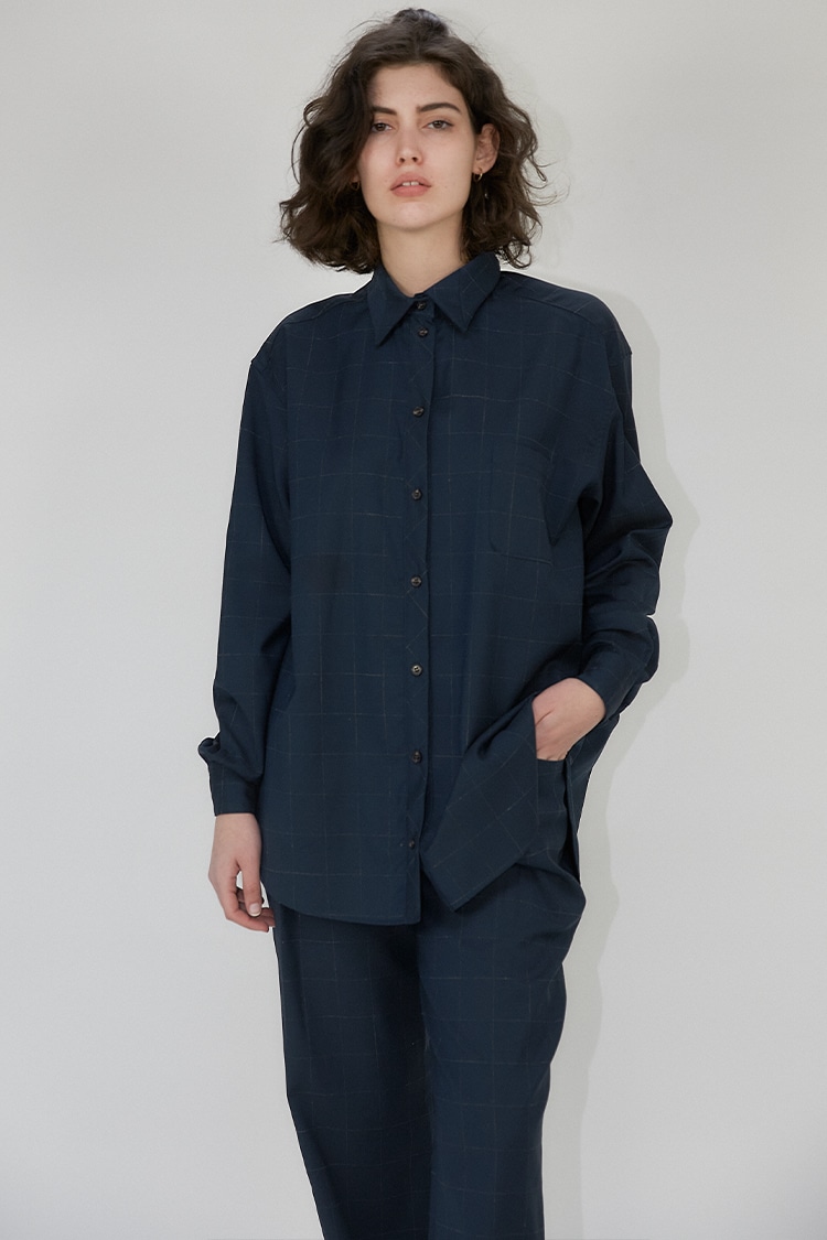 Patty oversized shirt in wool - Peacock green