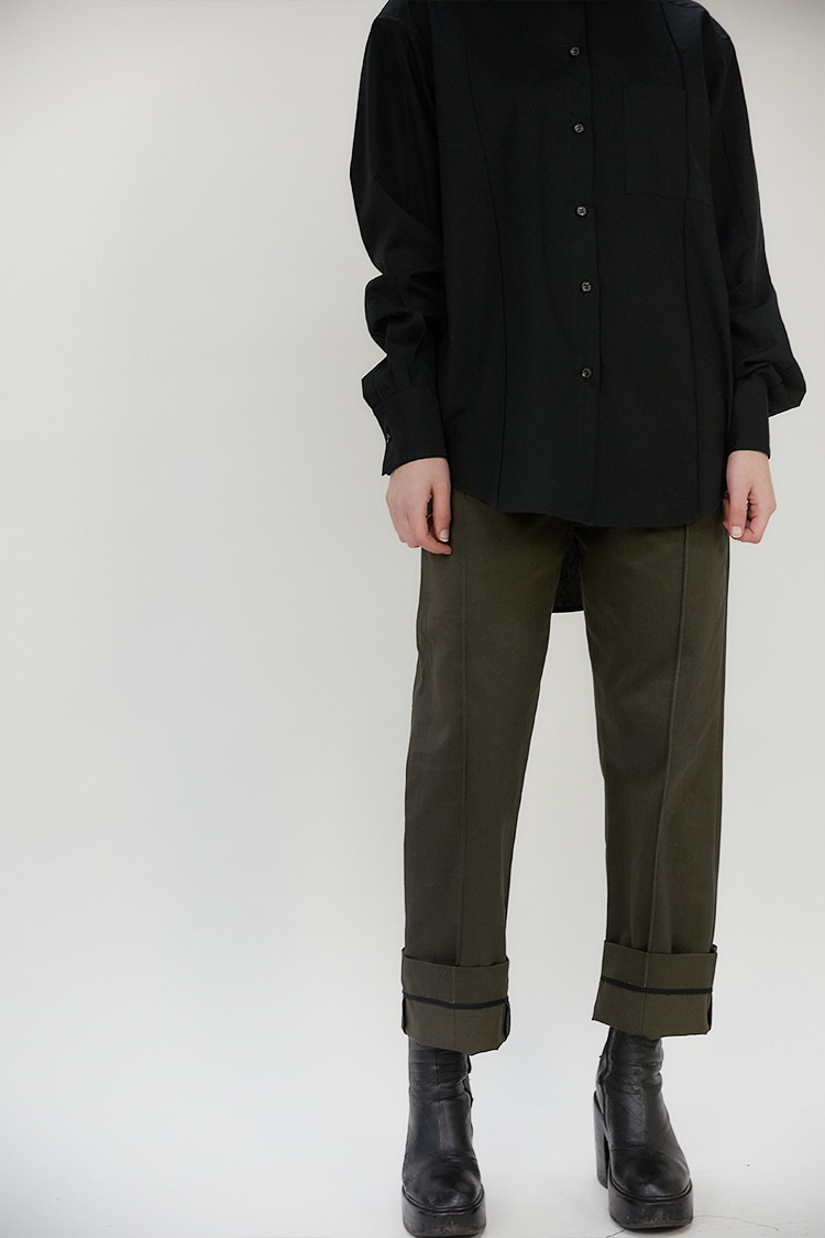 Joe pintuck trousers in workwear cotton - Army green