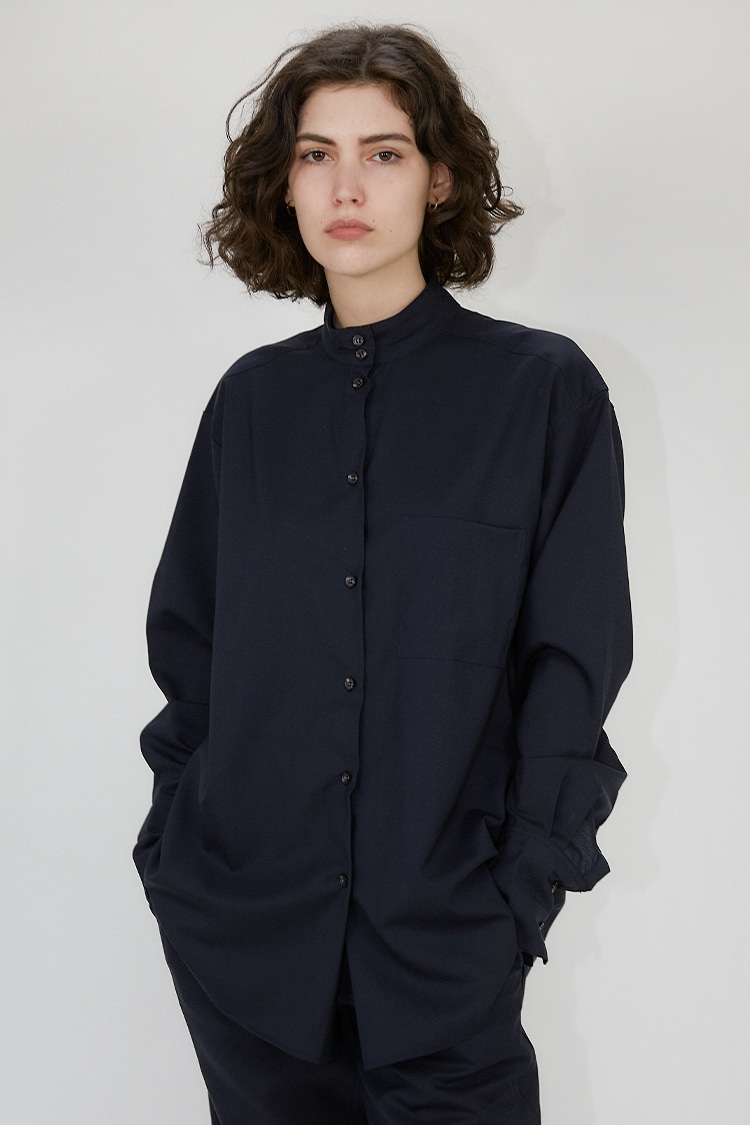 Joan oversized shirt in wool - Navy